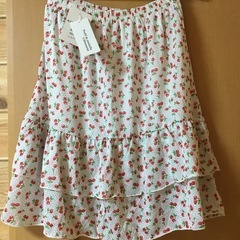 ⑴【新品未着用】スカート