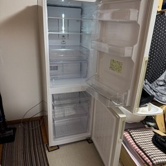 SHARP 冷凍冷蔵庫の画像