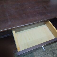 テレビボードの画像