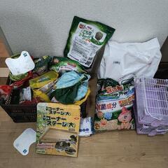デグー用品　未開封のフード有り