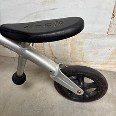 キックバイク　
micro 自転車の画像