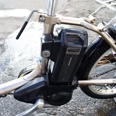 【恵庭】ブリヂストン 20インチ小型電動アシスト自転車　バッテリーフル充電OK!の画像