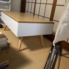 ローテーブル　可動式の画像