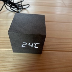 ニトリ　置き時計の画像