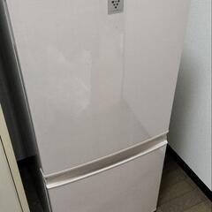 2014年製137Lシャープ製2ドア冷蔵庫の画像