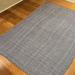 IKEA カーペット (133*195cm )の画像
