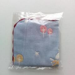 🟪【 無  料 】新品未使用  ダブルガーゼのハンカチ 🟪

の画像