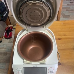 sanyo 炊飯器の画像