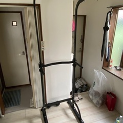 懸垂 懸垂マシン 懸垂器具 ぶら下がり健康器 【耐荷重150kg...