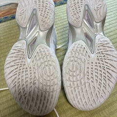アシックスバッシュ　22センチの画像