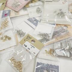 【売約済】手芸パーツ　まとめて　ピアス　Tピン　などの画像