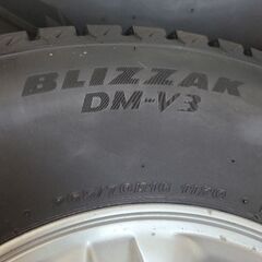 265/70r16 スタッドレスタイヤ ☆ハイラックスサーフ純正ホイール☆の画像