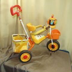 【紋別市発】ides アイデス プーさん　三輪車　後ろハンドル付...