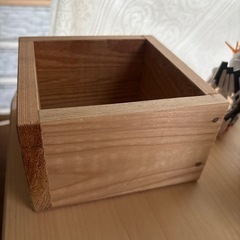 木の箱
