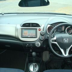 ご成約有難う御座いました。フィット1.3 G　4WD　AT　ナビ・ＴＶ　キーレス　走行距離　６３３５０ｋｍ　 エンジン・ミッション・足廻り調子良しの画像