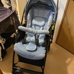 アップリカ　ラクーナコンフォート＋専用レインカバー