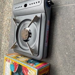 カセットコンロ　グレー