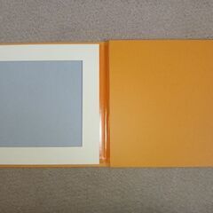 こどもなどの記念写真入れですの画像