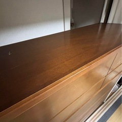 大型木製チェスト タンス 高さ138cm 横105cm 奥行45cmの画像