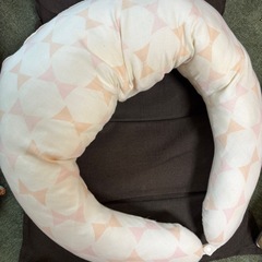授乳クッション兼抱きまくら