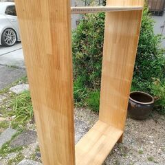 パイン材棚 外寸150cm×83.5cm、奥行き30cmの画像