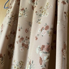 よろしければ😊VARENTS HOUSEの花柄のスカート　ウエストサイズに注意‼️の画像