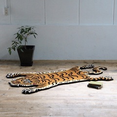 Tibetan Tiger Rug "DTTR-01 / Small"の画像