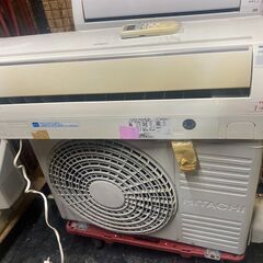 ☆中古￥14,800！HITACHI　6畳用2.2kwルームエア...