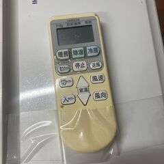 ☆中古￥14,800！HITACHI　6畳用2.2kwルームエアコン　家電　2013年製　RAS-AS22B(W)型　【BF044】の画像
