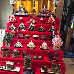 雛人形七段飾りの画像