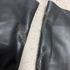 ZARA メンズ　レザーパンツの画像