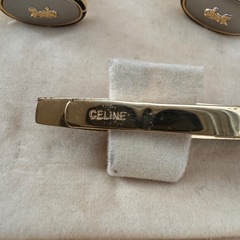 CELINE カフスボタン、タイピンの画像