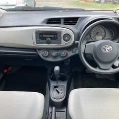 格安コミコミ価格35万 車検7.7 コンパクトカー 北海道札幌H24 ヴィッツ 4WD 修復歴無しの画像