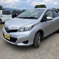 格安コミコミ価格35万 車検7.7 コンパクトカー 北海道札幌H24 ヴィッツ 4WD 修復歴無しの画像