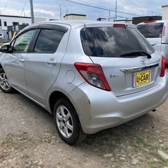 格安コミコミ価格35万 車検7.7 コンパクトカー 北海道札幌H24 ヴィッツ 4WD 修復歴無しの画像