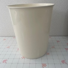 ゴミ箱差し上げます