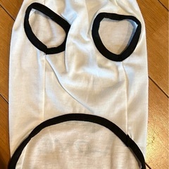 未使用　犬服　薄手タンクトップ　Mの画像