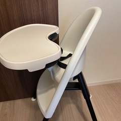 BABYBJÖRNベビーチェアの画像