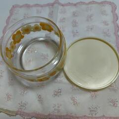 昭和レトロ　花柄　保存容器の画像