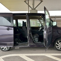 低走行8万キロ☆H25年式☆月々1万円〜分割払い可❗️ 車検2年付き！【名義変更代込み】大人気☆日産 ルークスハイウェイスター☆Bluetooth対応ナビ付き☆走行中DVD見れます☆ETC付き☆電動スライドドア☆ドラレコ付き☆スマートキー☆フルオートエアコン☆純正アルミ！そのまま乗って帰れます❗️の画像