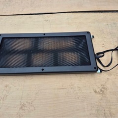 テーブル下ヒーターの画像