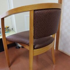 椅子　一脚の画像