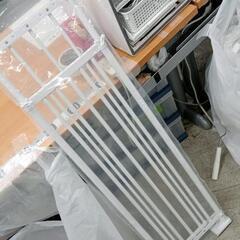 0608-337 突っ張りラック
