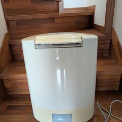 除湿器　ナショナル7F-YZD60(2008年製)