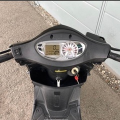 キムコ GP125（LC2FC25EAKR）アドレスシグナスPCXの画像