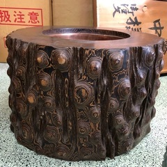 天然木の火鉢の画像