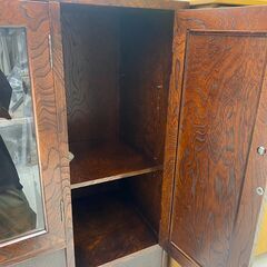 店頭引き渡し 中古 アンティーク 飾り棚 食器棚 木製 家具 高さ90cm 横幅89cm 奥行34.5cmの画像