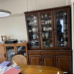 食器棚の画像