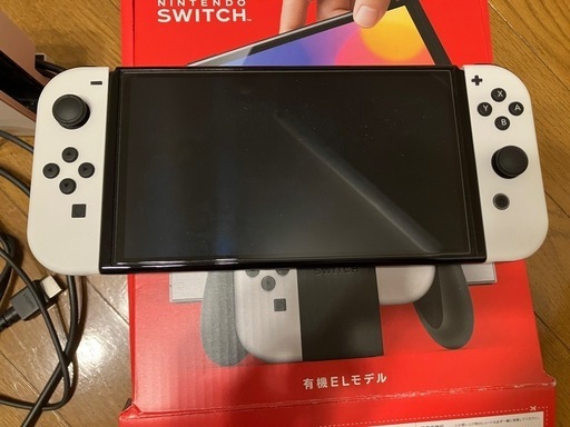 【美品】直接引き渡し希望　ニンテンドースイッチ 有機ELモデル ホワイト