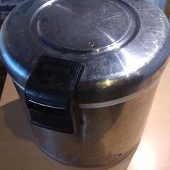 業務用電子ジャーの画像